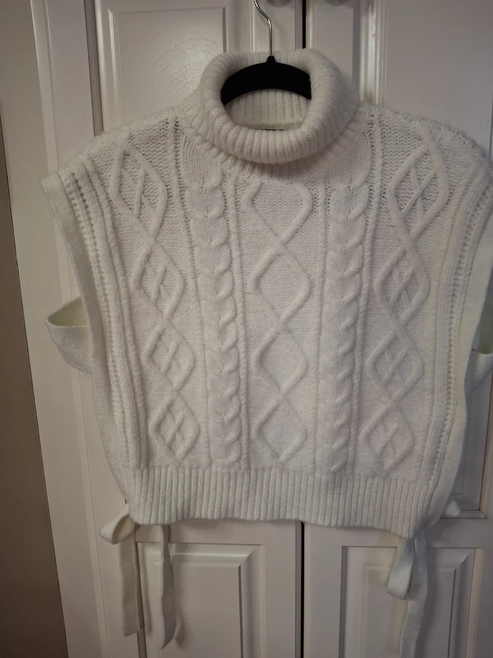 Cider Ivory Cable Knit Turtleneck Sweater Vest - Picture 13 of 13